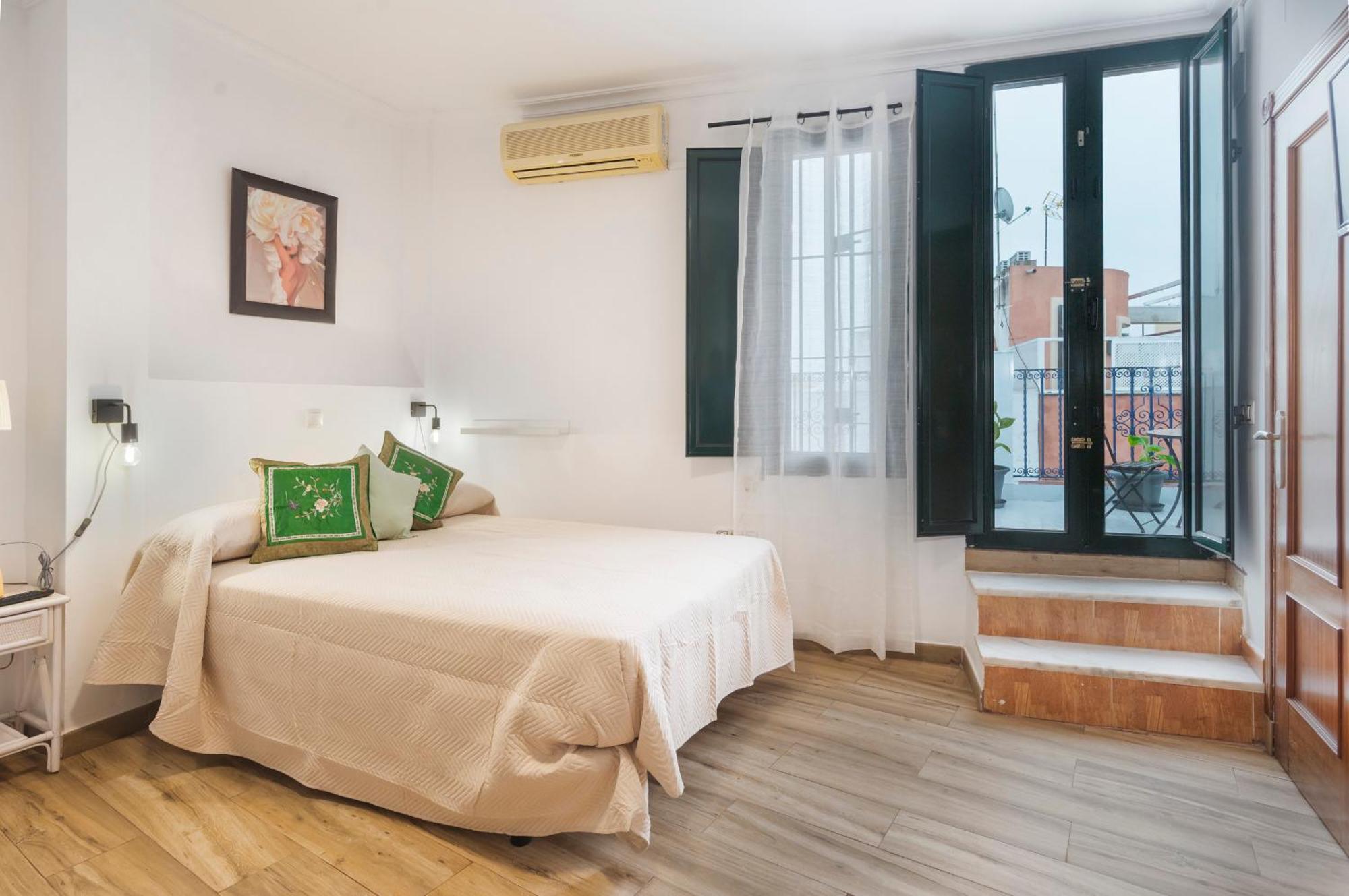 Santa Catalina Moderno Apartment Севиля Екстериор снимка