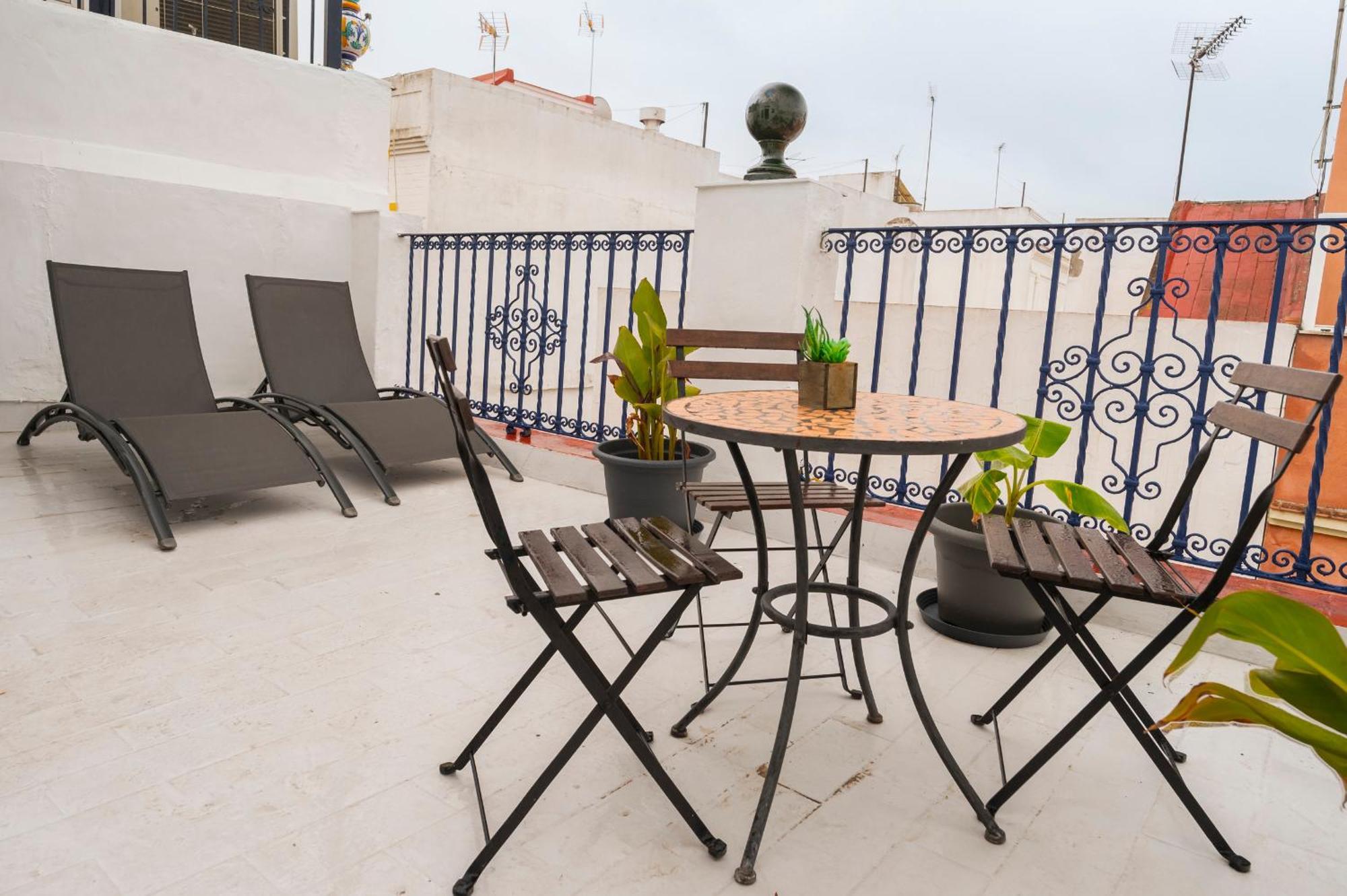 Santa Catalina Moderno Apartment Севиля Екстериор снимка