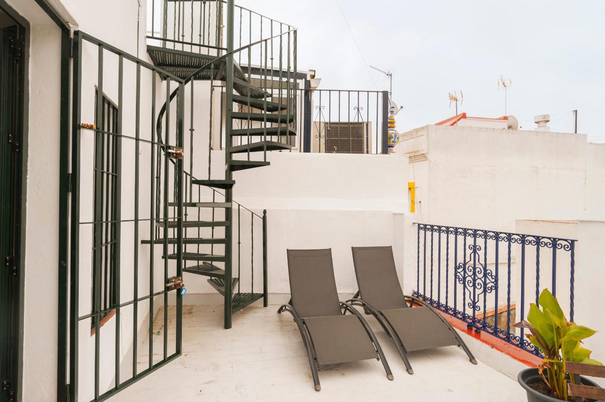 Santa Catalina Moderno Apartment Севиля Екстериор снимка